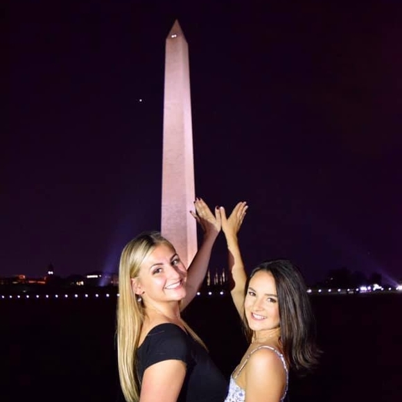 Meet your Posher, Helena - Picture 1 of 1